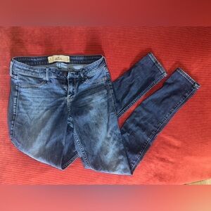 Hollister Size 3L skinny jeans